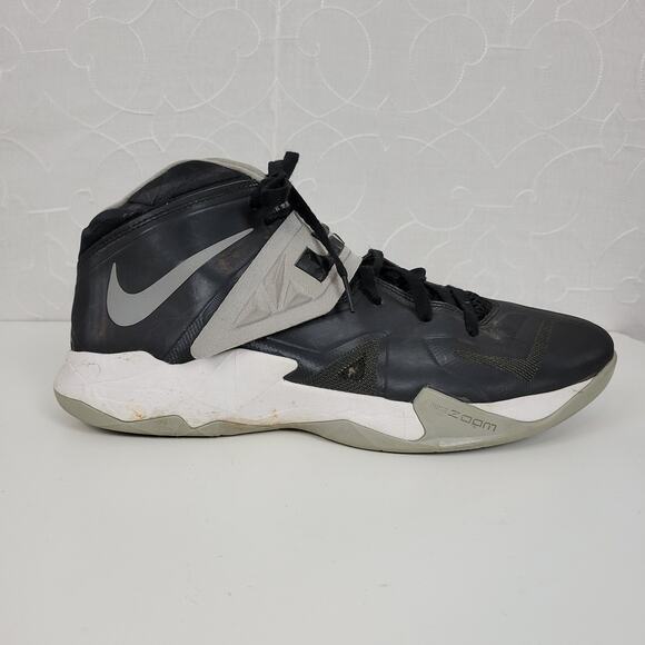 Nike Zoom Soldier VII TB Colorways Mens Basketball Shoes Size 12 Black Grey main image 4